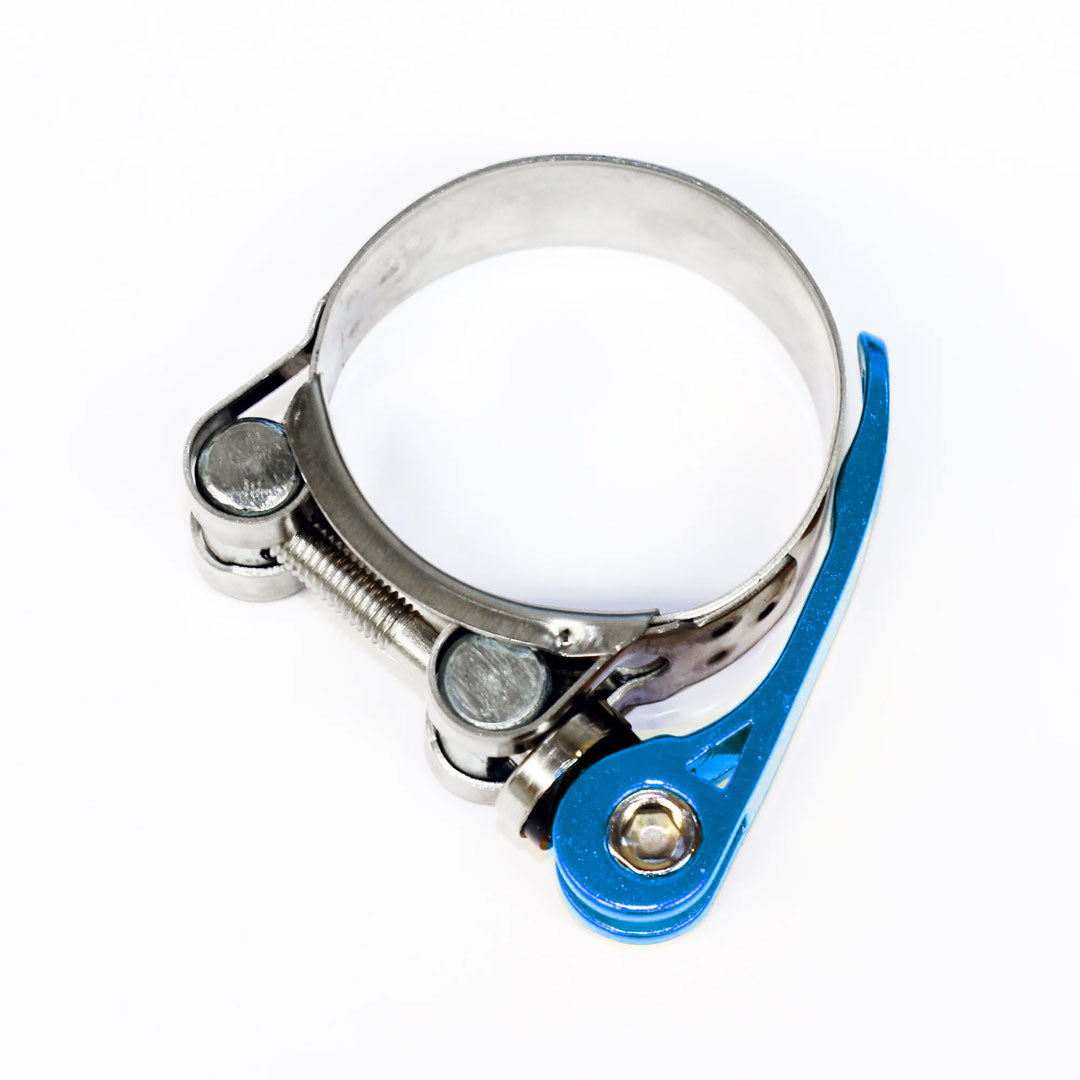 Quick-release clamp used to fasten aluminum gutter poles securely for cleaning at high angles