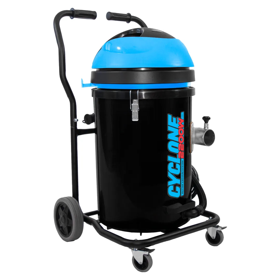 20 Gallon Cyclone 2200W Polypropylene Residential Gutter Vacuum, 20 Foot Aluminum Pole Kit and Bag